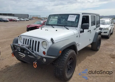 2013 Jeep Wrangler Unlimited Sport из США, поврежденный, VIN 1C4BJWDG8DL642695